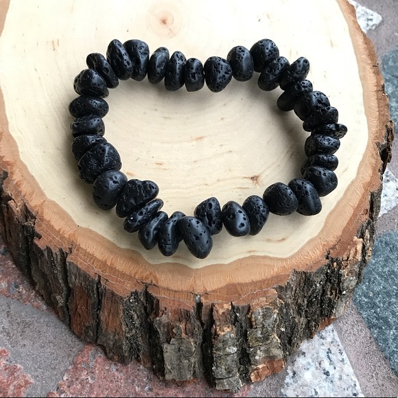 Silverskylight Other - Genuine black lava rock chips beaded bracelet